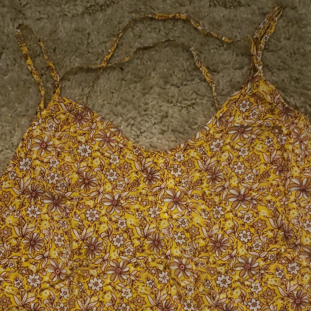 Clothes - Picture 2 of 5